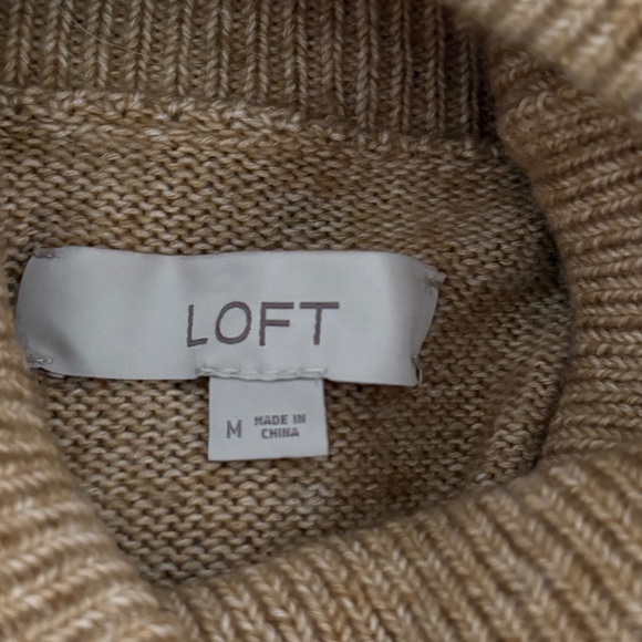 LOFT Tan Knit Turtleneck Sweater Size M - Picture 8 of 10